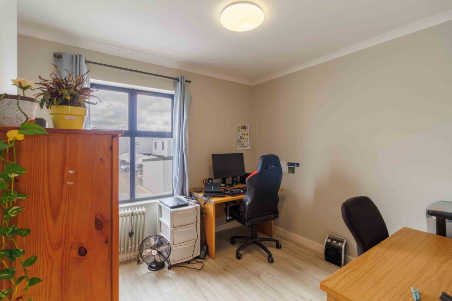 To Let 2 Bedroom Property for Rent in Zonnendal Western Cape